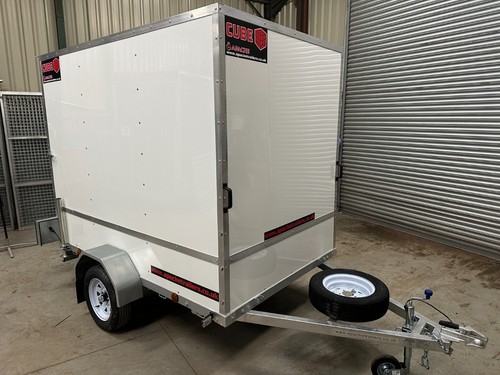 New apache 8x5 box - apache,