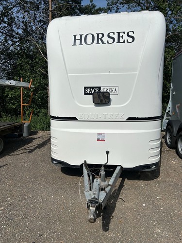 Space treka horse trailer - space,