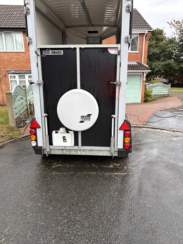 Ifor williams hb403 twin - twin, axle