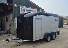 NEW Debon Twin Axle Box