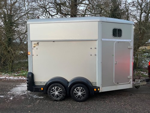 Ifor williams horse trailer - ,