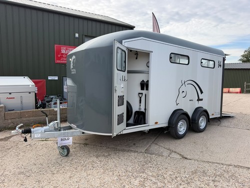 New cheval liberte maxi4 - liberte,