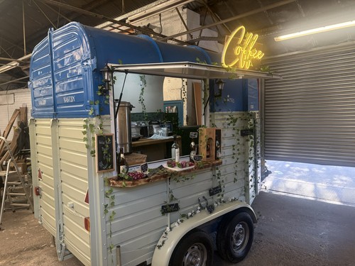 Vintage catering trailer - catering, trailer/